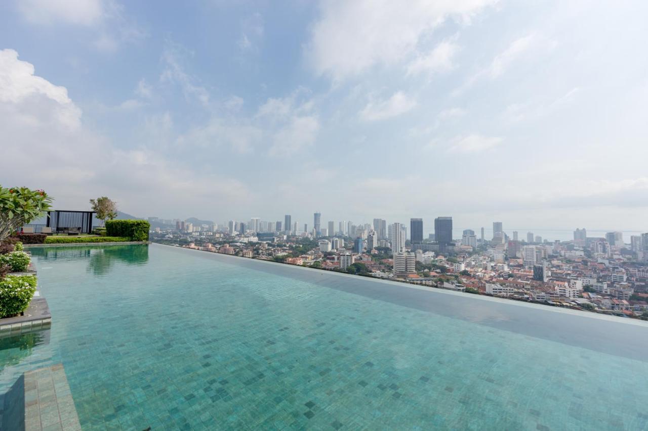 Beacon Executive Suite Penang George Town Exterior photo