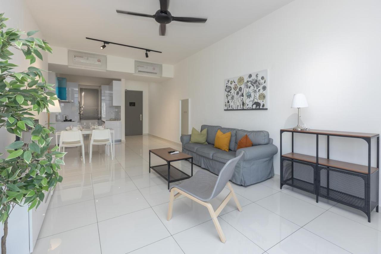 Beacon Executive Suite Penang George Town Exterior photo