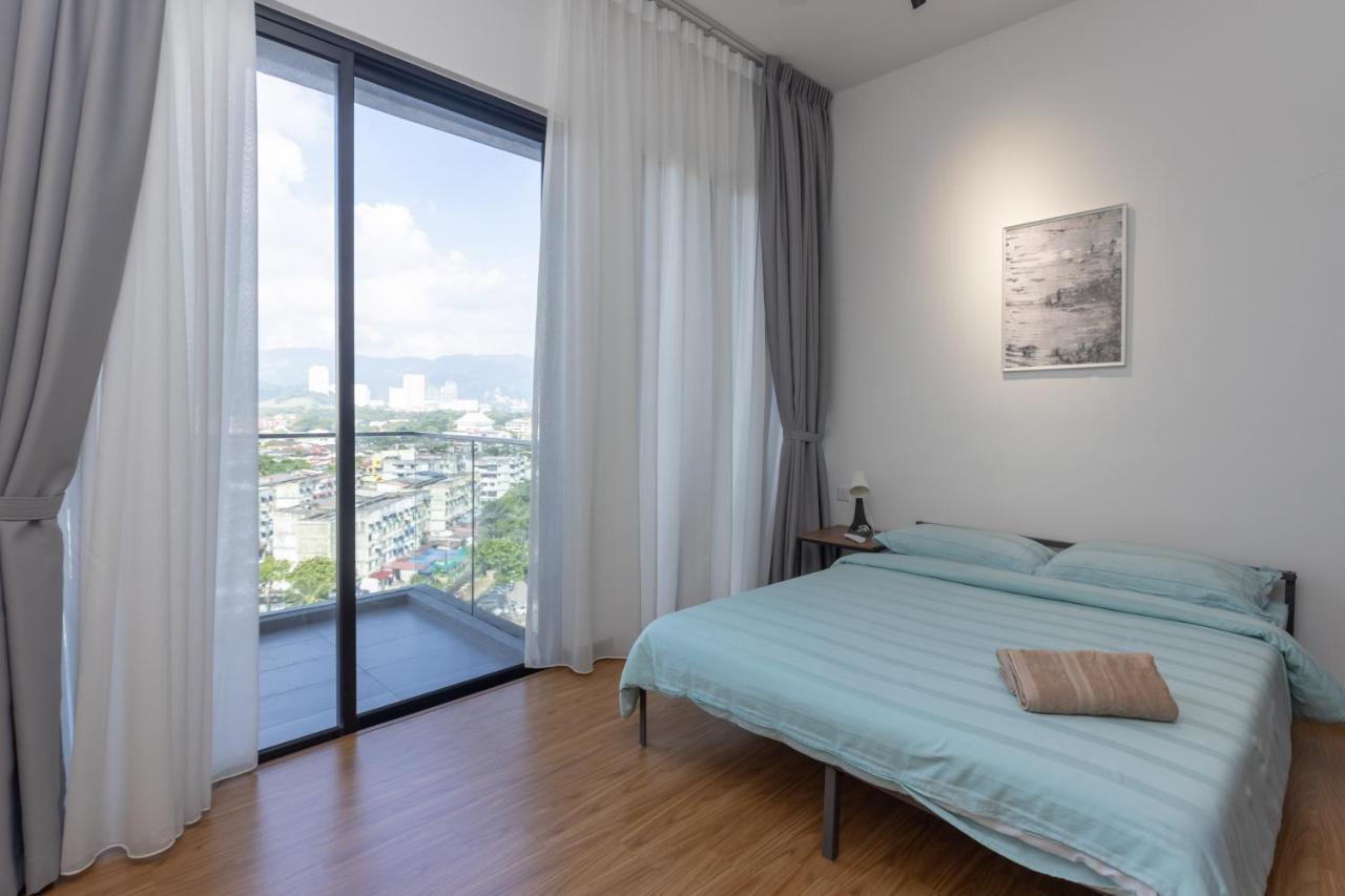 Beacon Executive Suite Penang George Town Exterior photo